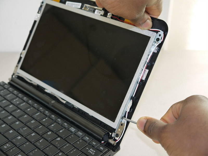 lenovo-laptop-ekran-degisimi-ankara
